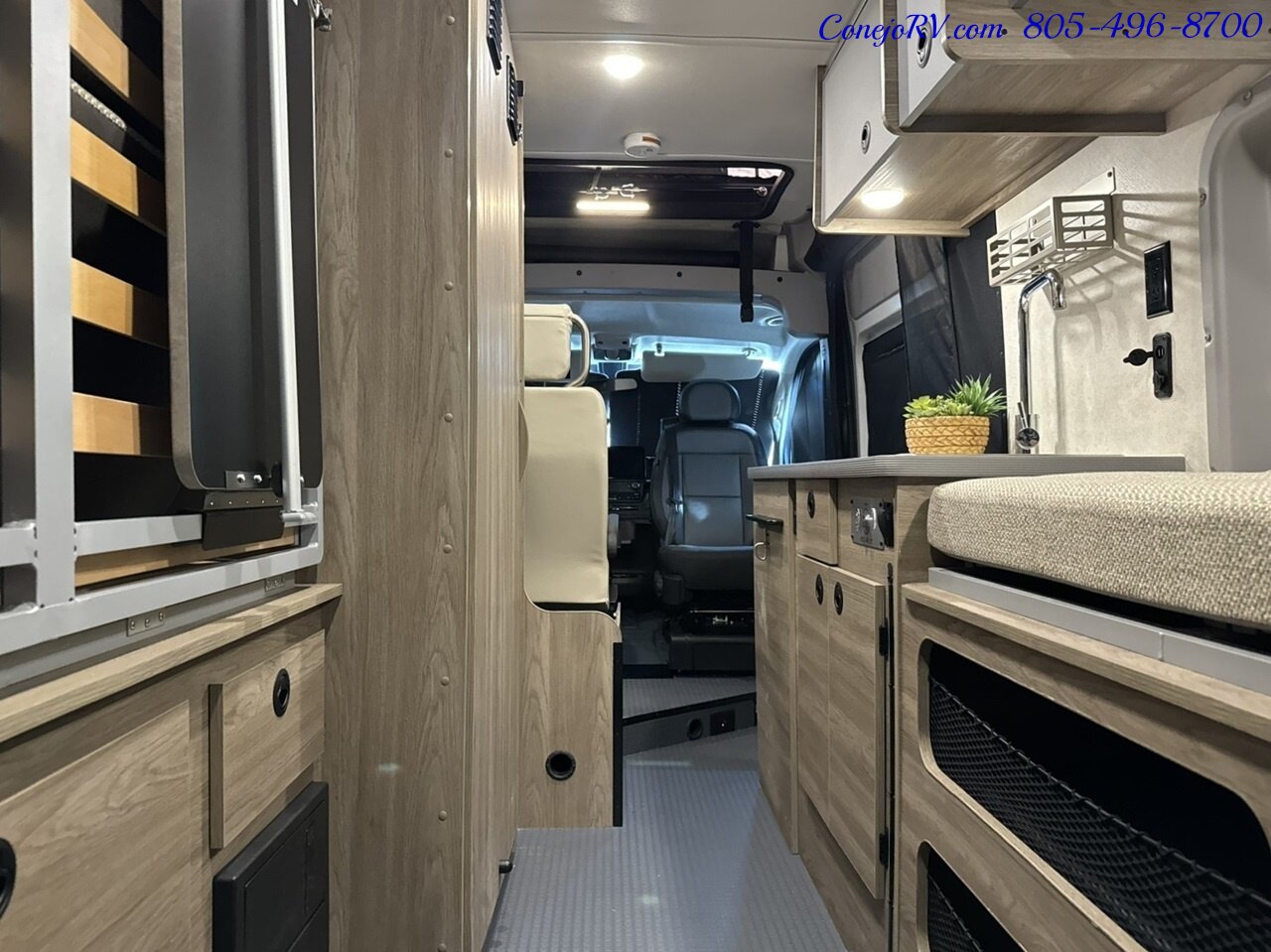 2025 Winnebago Solis 59PX Murphy Bed Pop Top Full Galley   - Photo 24 - Thousand Oaks, CA 91360