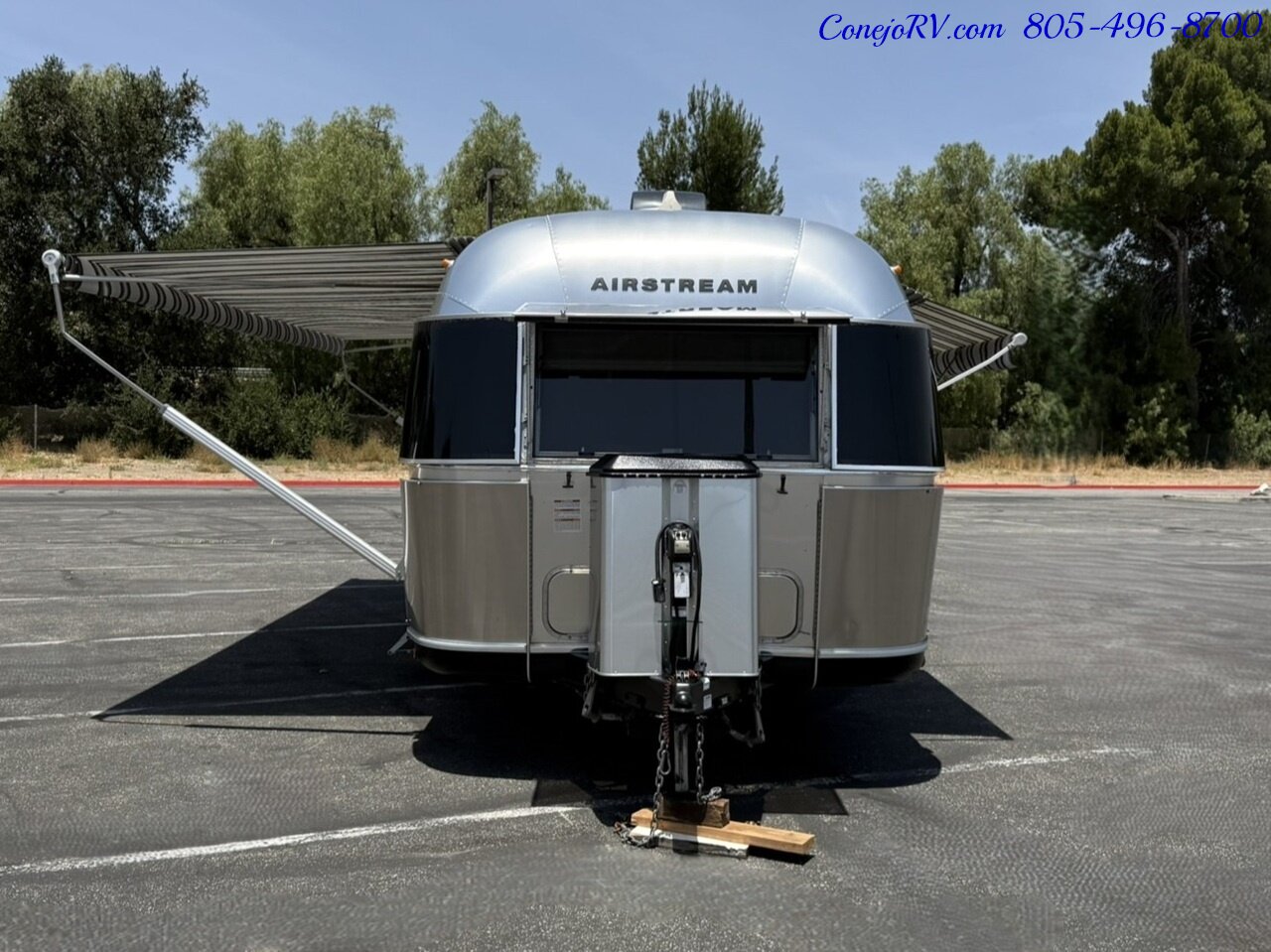 2020 Airstream Classic 33FB Front Bedroom, Rear Bath - Photo 36 - Thousand Oaks, CA 91360