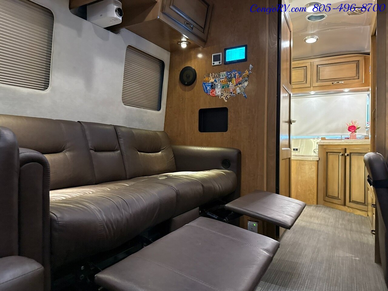 2020 Airstream Classic 33RB Theater Seats & Workspace Luxurious Travel Trailer   - Photo 10 - Thousand Oaks, CA 91360