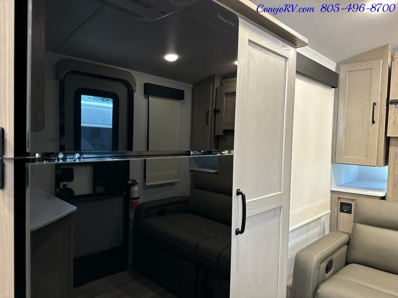 2024 Flagstaff E-PRO E15FBS Slide Out Murphy Bed   - Photo 15 - Thousand Oaks, CA 91360