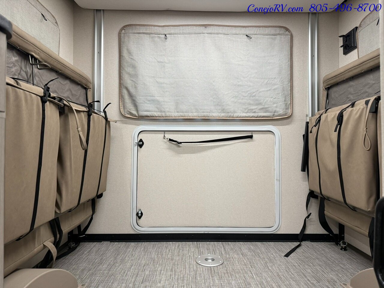 2027 Winnebago Elora 19DC 2.8KW Onan Generator Convertible Gear Garage   - Photo 28 - Thousand Oaks, CA 91360