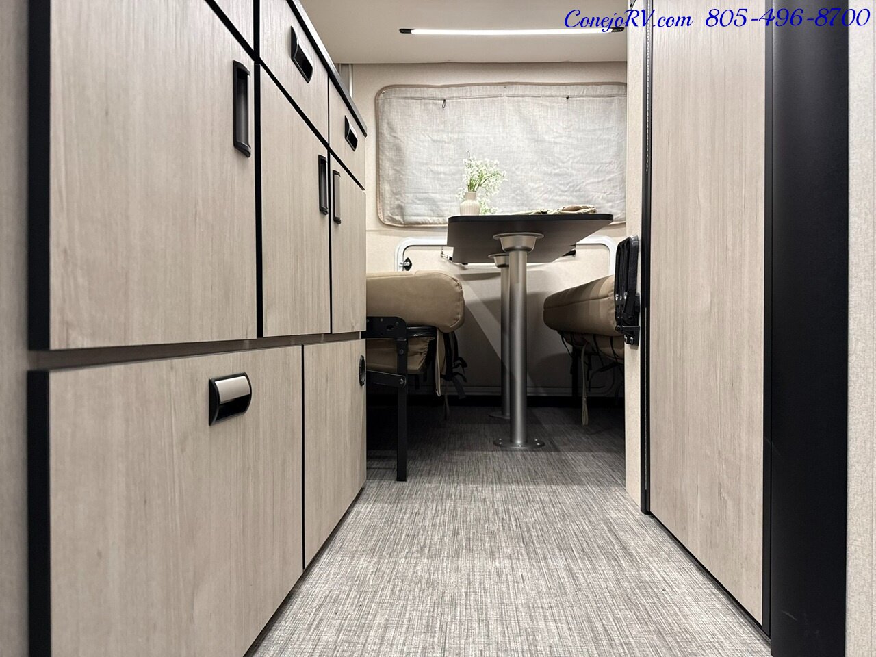 2027 Winnebago Elora 19DC 2.8KW Onan Generator Convertible Gear Garage   - Photo 9 - Thousand Oaks, CA 91360