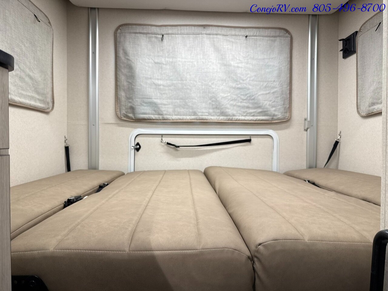 2027 Winnebago Elora 19DC 2.8KW Onan Generator Convertible Gear Garage   - Photo 24 - Thousand Oaks, CA 91360