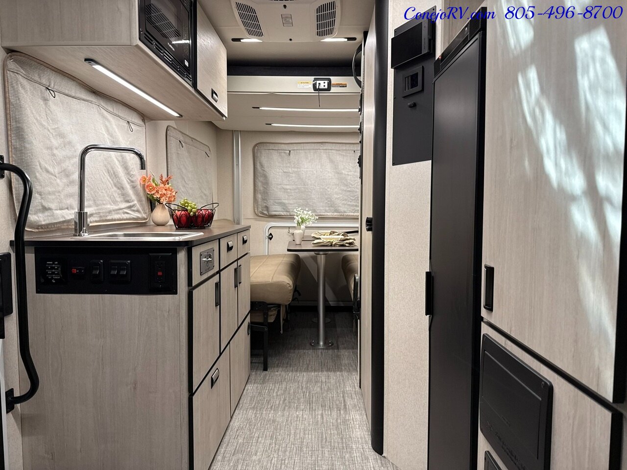 2027 Winnebago Elora 19DC 2.8KW Onan Generator Convertible Gear Garage   - Photo 5 - Thousand Oaks, CA 91360