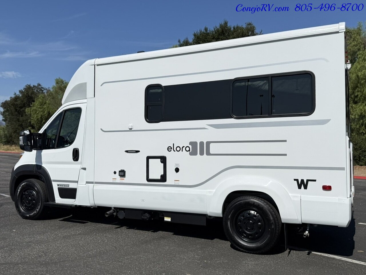 2027 Winnebago Elora 19DC 2.8KW Onan Generator Convertible Gear Garage   - Photo 2 - Thousand Oaks, CA 91360