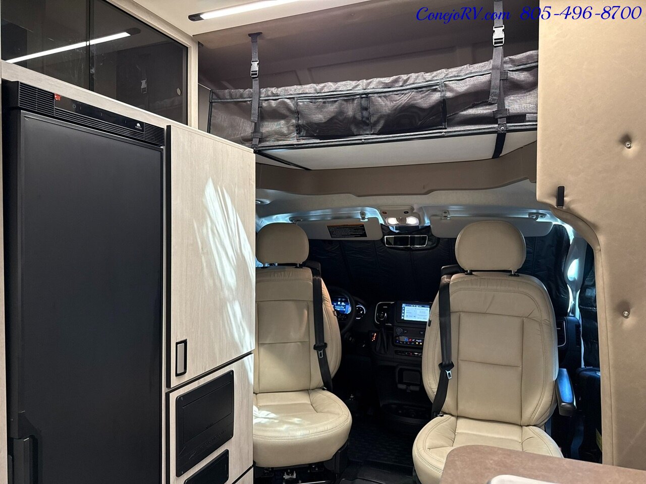 2027 Winnebago Elora 19DC 2.8KW Onan Generator Convertible Gear Garage   - Photo 33 - Thousand Oaks, CA 91360