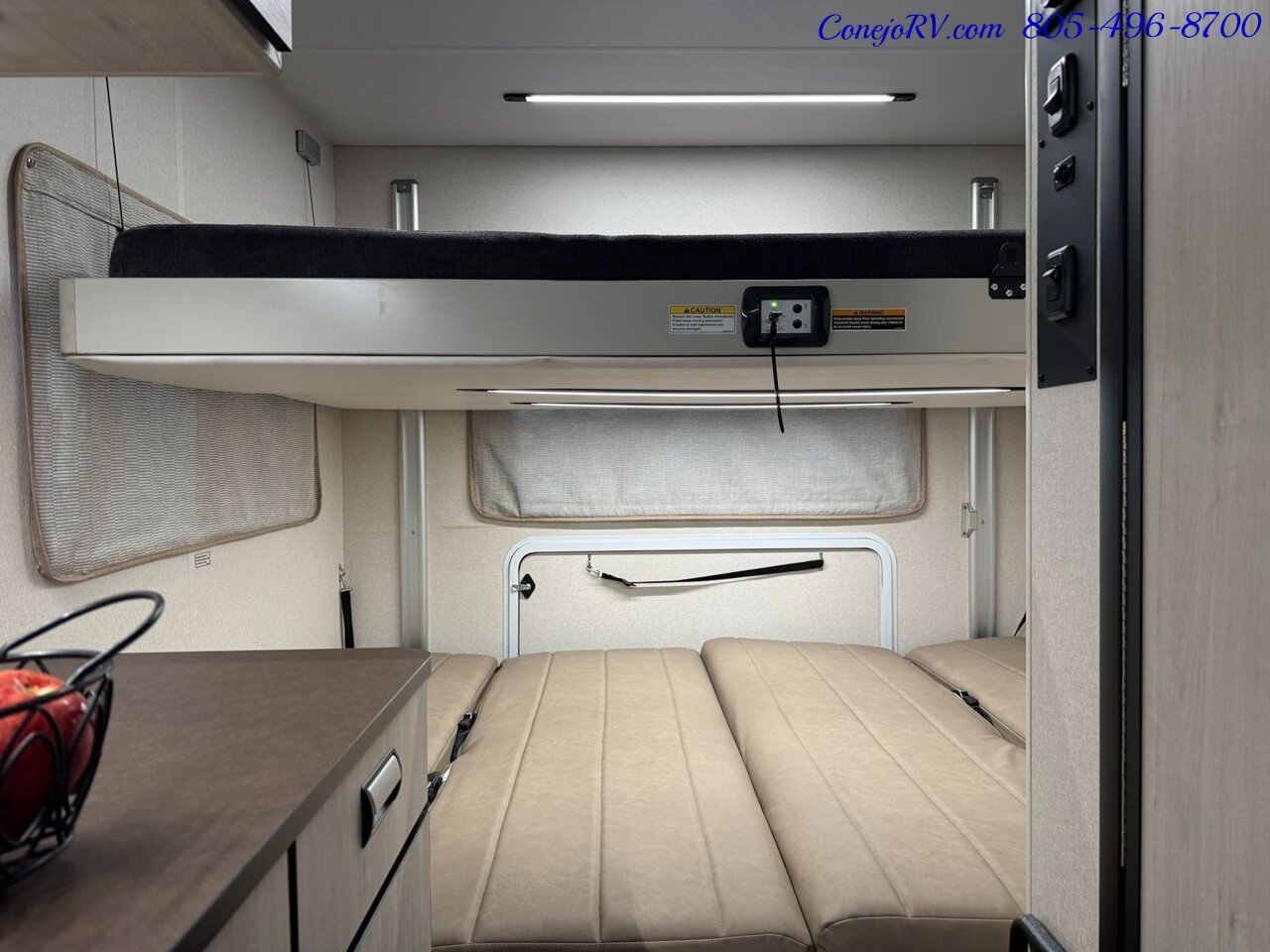 2027 Winnebago Elora 19DC 2.8KW Onan Generator Convertible Gear Garage   - Photo 27 - Thousand Oaks, CA 91360