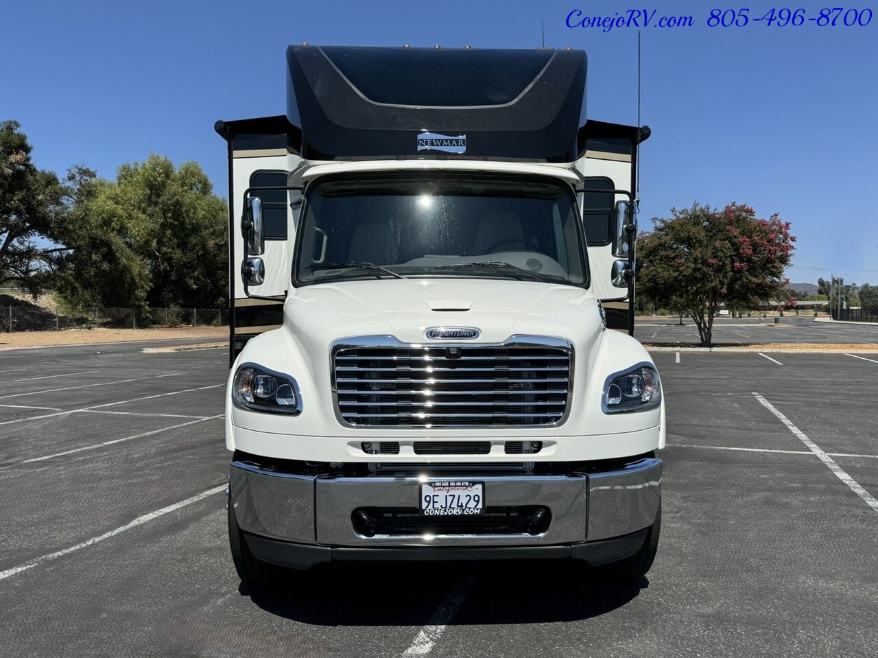 2022 Newmar Super Star 4059 Super C Triple Slide Big Freightliner M2 106  Cummins 360HP Turbo Diesel Engine 10K Miles - Photo 59 - Thousand Oaks, CA 91360