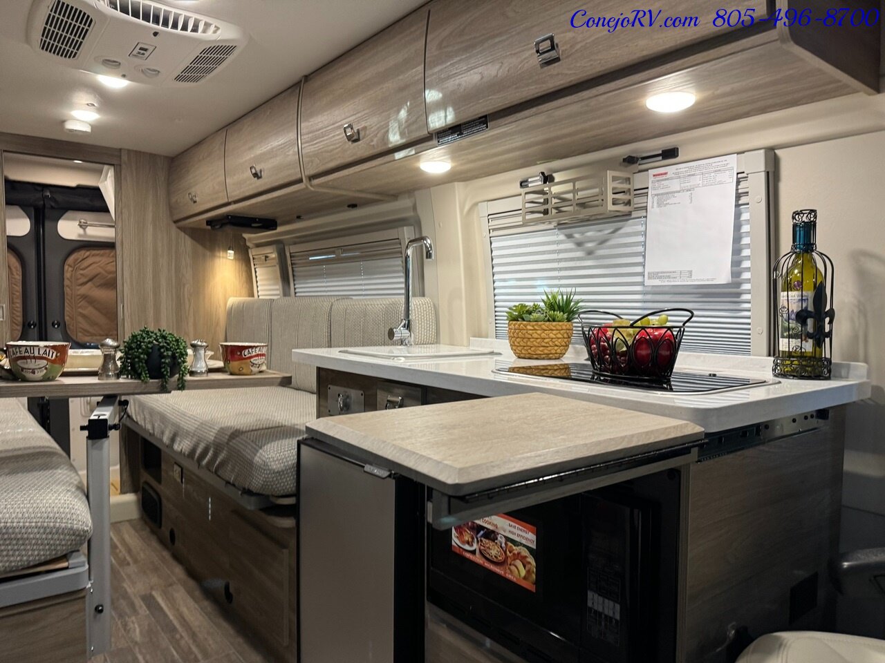 2024 Winnebago Travato 59K Touring Coach 2.8KW Onan Generator   - Photo 8 - Thousand Oaks, CA 91360