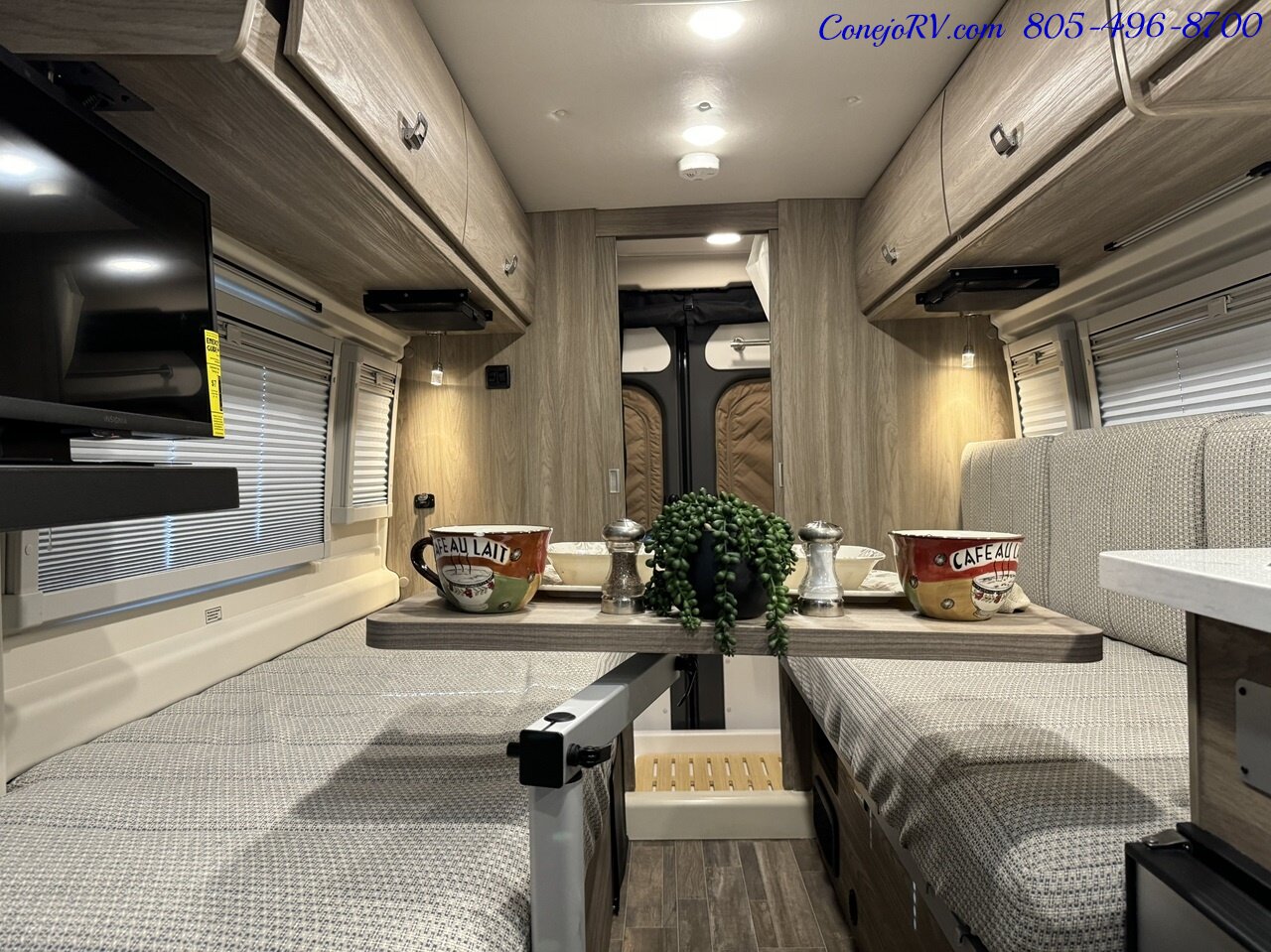 2024 Winnebago Travato 59K Touring Coach 2.8KW Onan Generator   - Photo 13 - Thousand Oaks, CA 91360