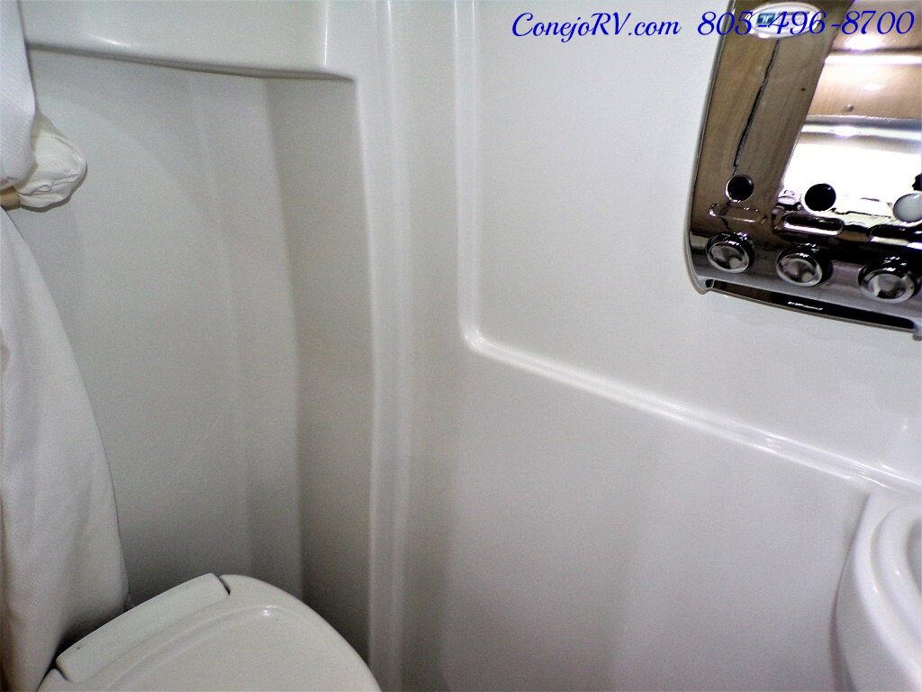 2014 Airstream Interstate 3500L EXT 24ft Mercedes Turbo Diesel   - Photo 15 - Thousand Oaks, CA 91360