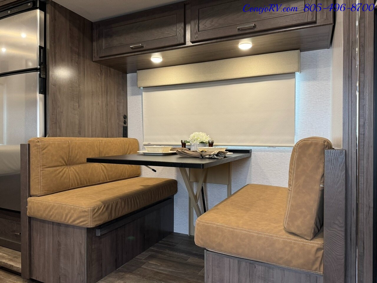 2025 Winnebago Porto 24P Full Wall Slide-Out Mercedes Turbo Diesel Full  Body Paint - Photo 8 - Thousand Oaks, CA 91360