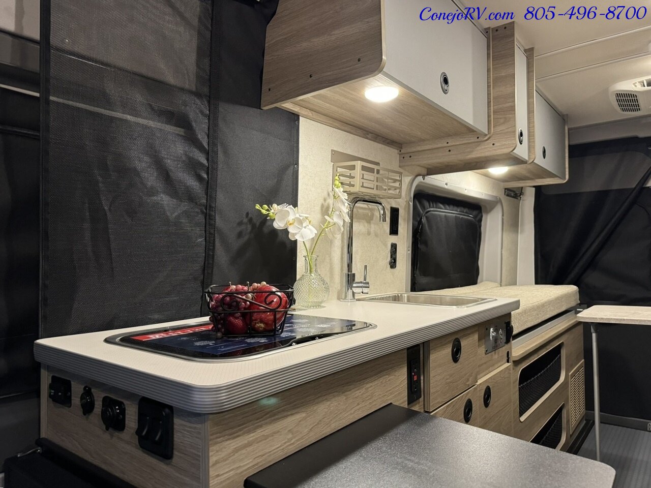 2025 Winnebago Solis 59PX Murphy Bed Pop Top Full Galley   - Photo 11 - Thousand Oaks, CA 91360