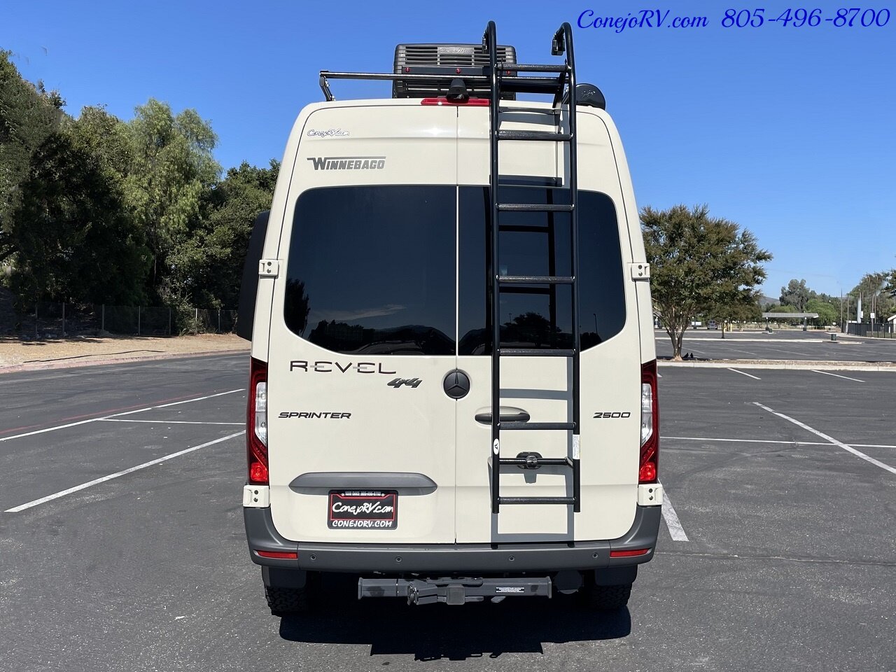 2023 WINNEBAGO Revel 44E 4X4 Sprinter Mercedes Turbo Diesel, 320 AH Lithium   - Photo 38 - Thousand Oaks, CA 91360