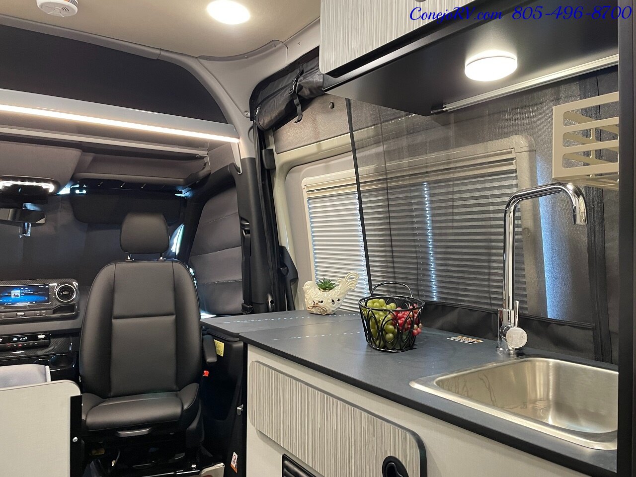 2023 WINNEBAGO Revel 44E 4X4 Sprinter Mercedes Turbo Diesel, 320 AH Lithium   - Photo 31 - Thousand Oaks, CA 91360