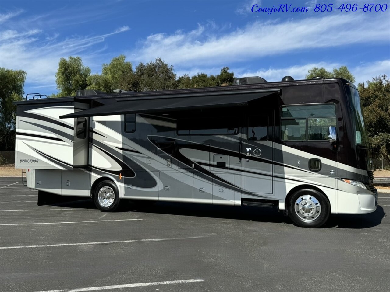 2021 Tiffin Open Road Allegro 32SA 34’ Double Slide Outs Full Body Paint 5k Miles   - Photo 59 - Thousand Oaks, CA 91360