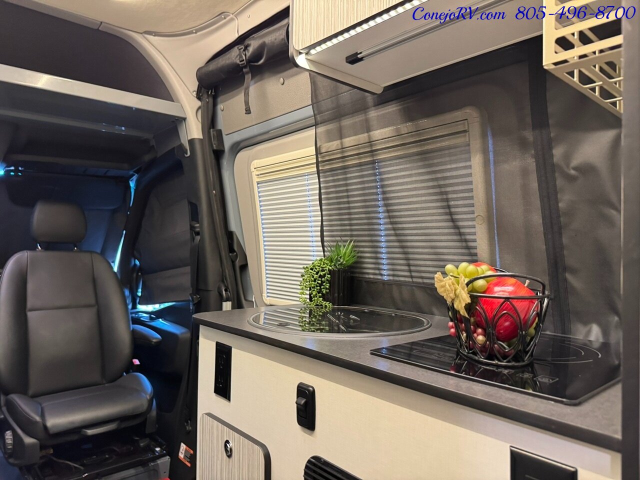 2020 Winnebago Revel 44E 4X4 Sprinter Mercedes Turbo Diesel 14K Miles   - Photo 14 - Thousand Oaks, CA 91360