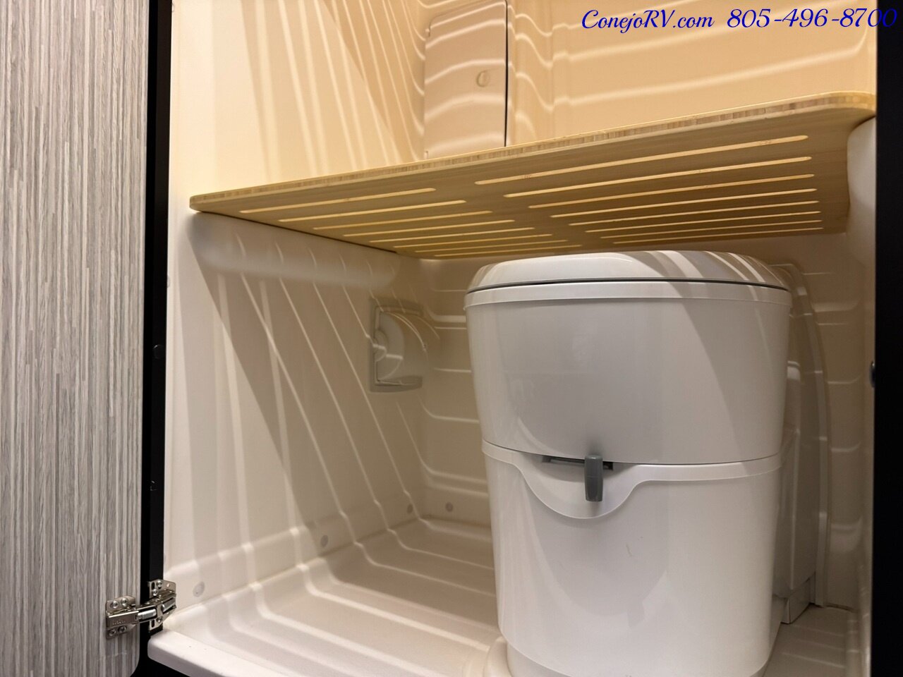 2020 Winnebago Revel 44E 4X4 Sprinter Mercedes Turbo Diesel 14K Miles   - Photo 16 - Thousand Oaks, CA 91360