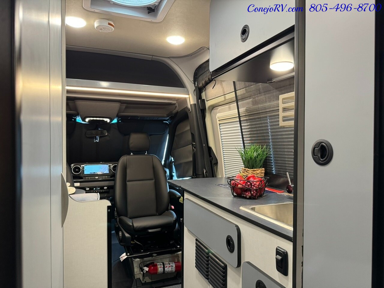 2024 Winnebago Revel 44E 4X4 Sprinter Mercedes Turbo Diesel, 320 AH Lithium   - Photo 32 - Thousand Oaks, CA 91360