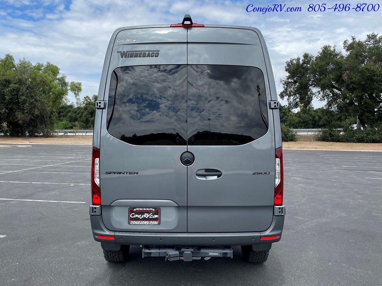 2023 Winnebago Adventure Wagon 44M Mercedes 4X4 Turbo Diesel Sprinter   - Photo 38 - Thousand Oaks, CA 91360