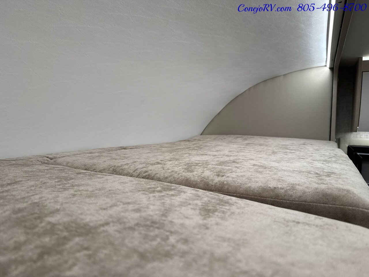 2026 Tiffin Wayfarer 25XPW Full Wall Slide-Out Theater Seats Mercedes Turbo  Diesel Full Body Paint - Photo 48 - Thousand Oaks, CA 91360