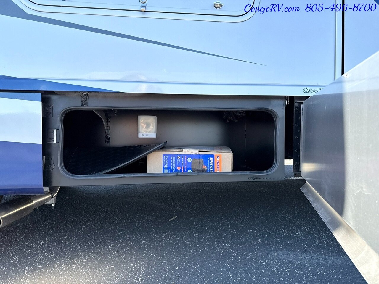 2026 Tiffin Wayfarer 25XPW Full Wall Slide-Out Theater Seats Mercedes Turbo  Diesel Full Body Paint - Photo 61 - Thousand Oaks, CA 91360