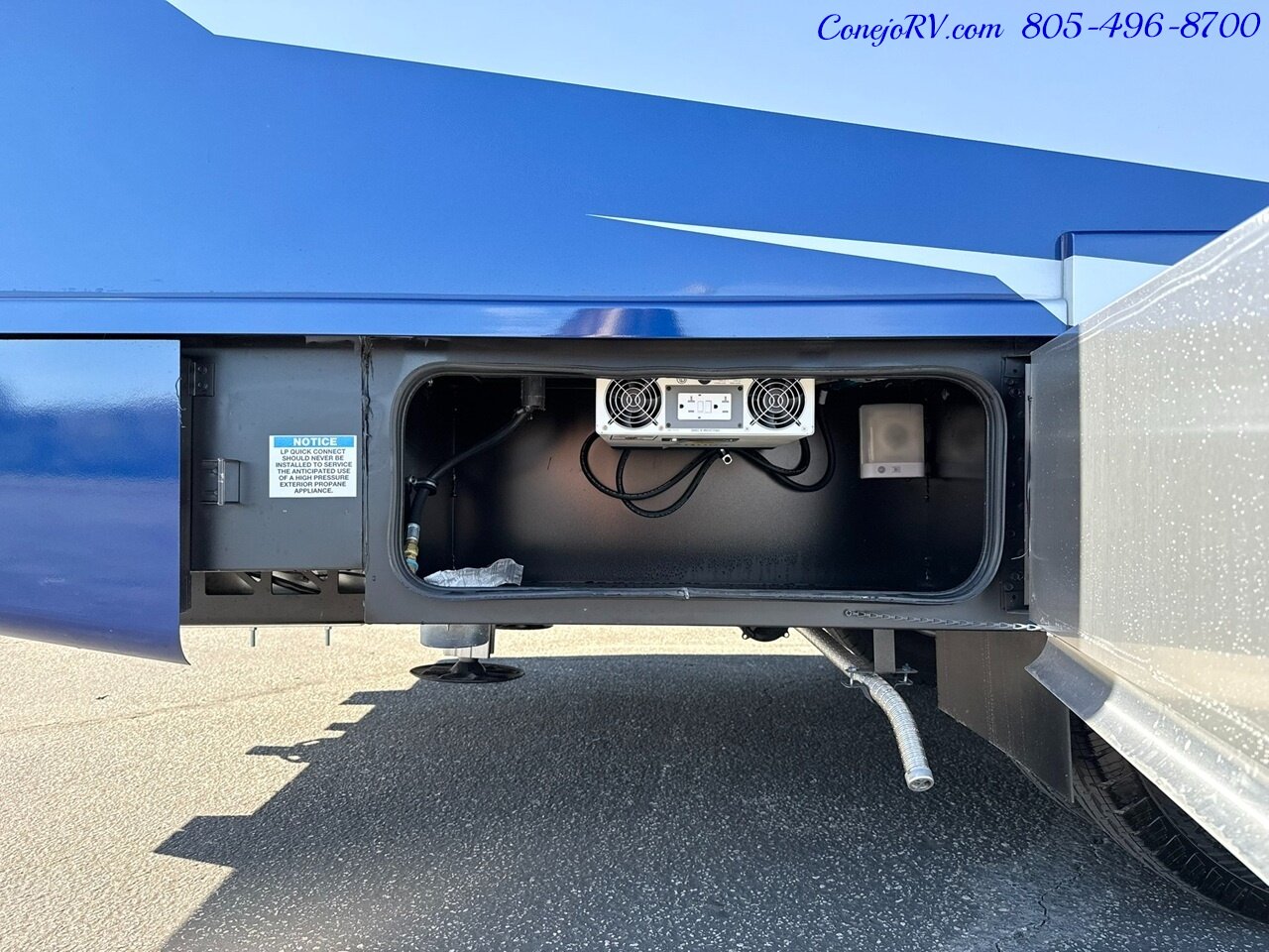 2026 Tiffin Wayfarer 25XPW Full Wall Slide-Out Theater Seats Mercedes Turbo  Diesel Full Body Paint - Photo 60 - Thousand Oaks, CA 91360