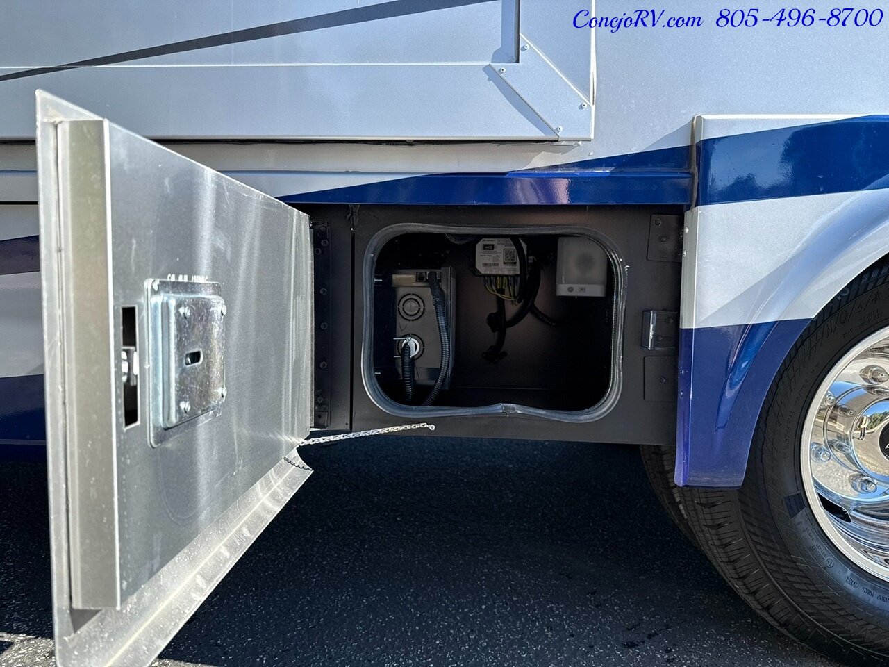 2026 Tiffin Wayfarer 25XPW Full Wall Slide-Out Theater Seats Mercedes Turbo  Diesel Full Body Paint - Photo 65 - Thousand Oaks, CA 91360