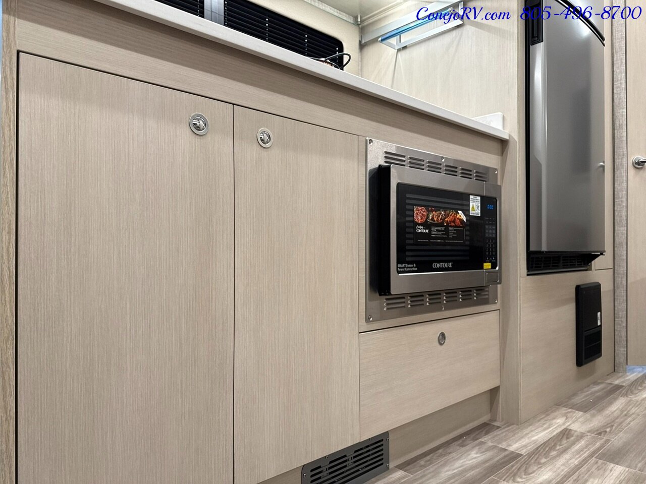 2026 Tiffin Wayfarer 25XPW Full Wall Slide-Out Theater Seats Mercedes Turbo  Diesel Full Body Paint - Photo 31 - Thousand Oaks, CA 91360