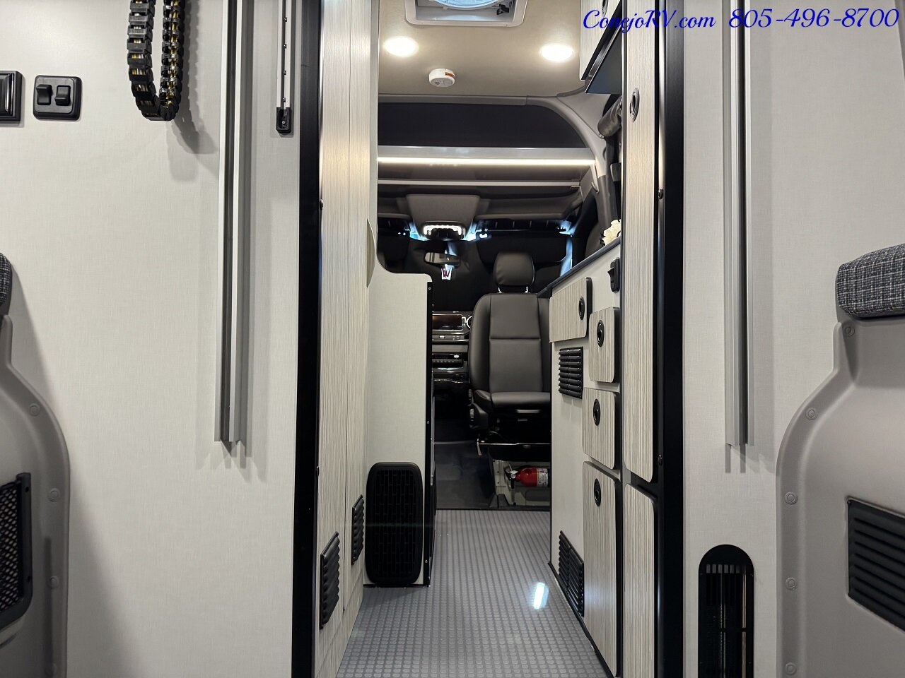 2024 Winnebago Revel 44E 4X4 Sprinter Mercedes Turbo Diesel, 320 AH Lithium  Custom Upgrades - Photo 29 - Thousand Oaks, CA 91360