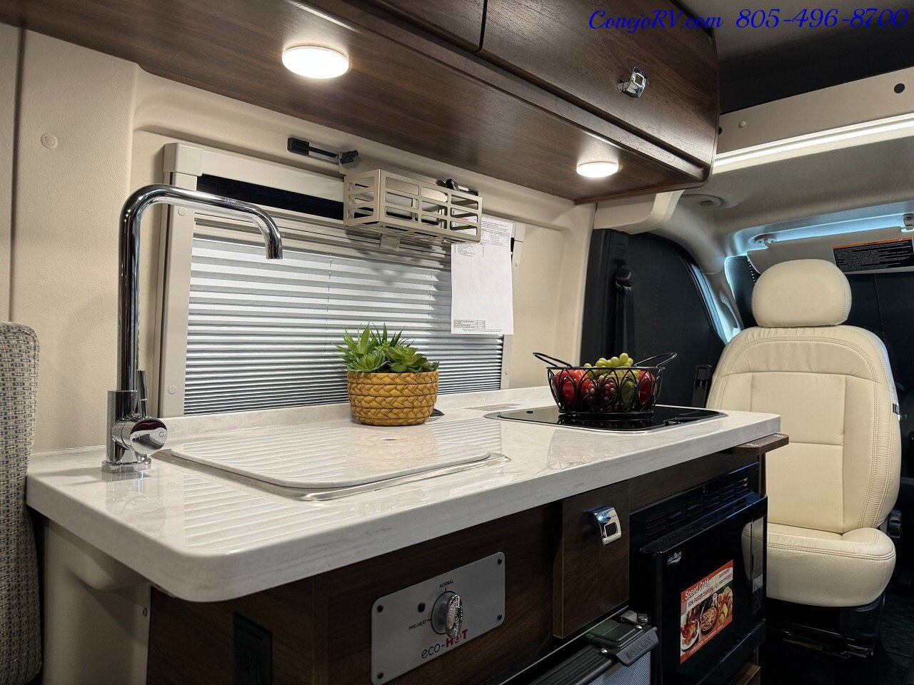 2024 Winnebago Travato 59K Touring Coach 2.8KW Onan Generator   - Photo 13 - Thousand Oaks, CA 91360