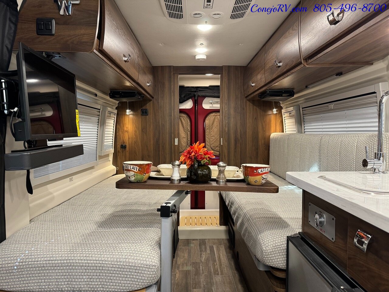 2024 Winnebago Travato 59K Touring Coach 2.8KW Onan Generator   - Photo 14 - Thousand Oaks, CA 91360