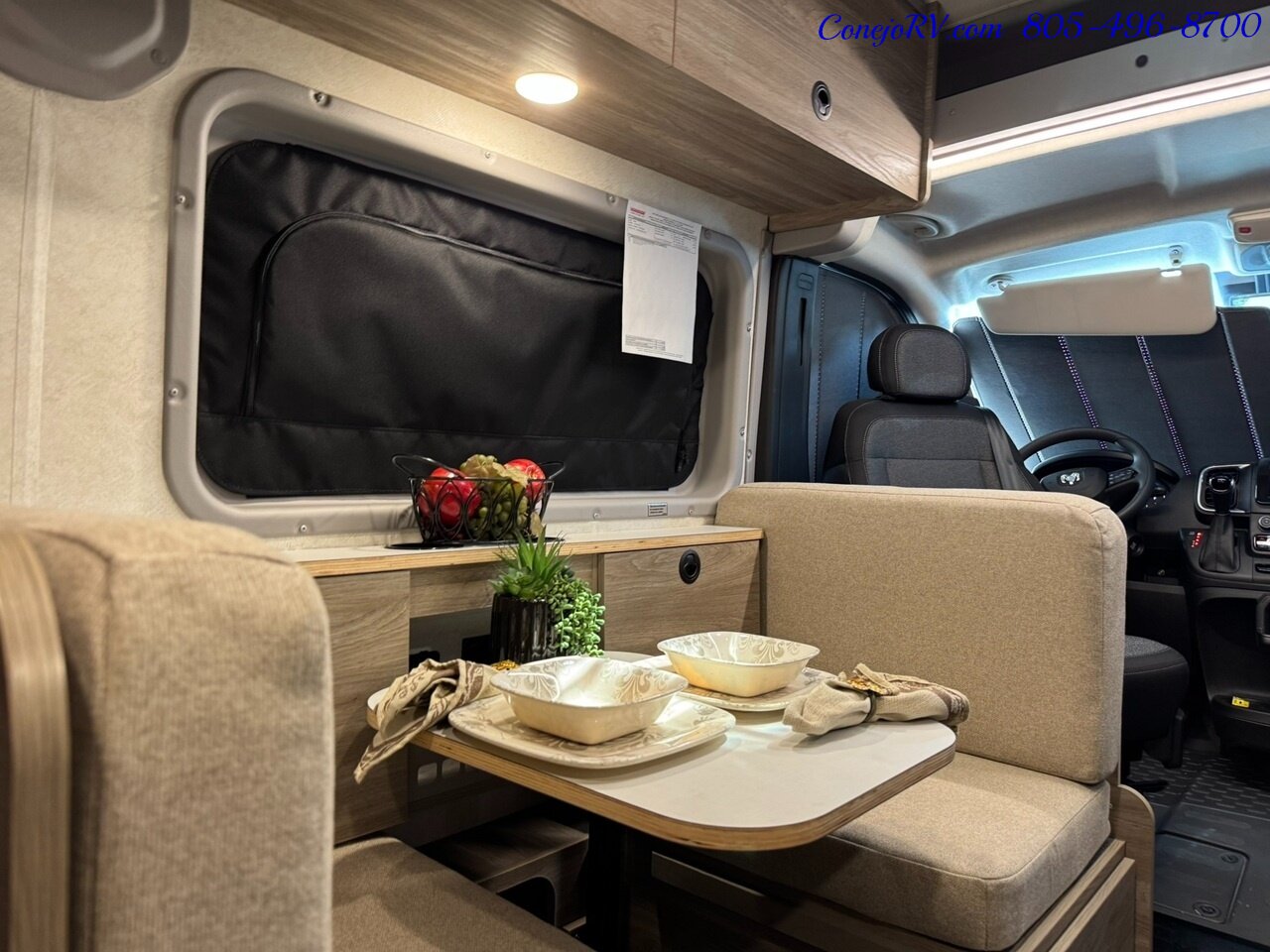 2025 Winnebago Solis Pocket 36A Murphy Bed Full Galley - Photo 10 - Thousand Oaks, CA 91360