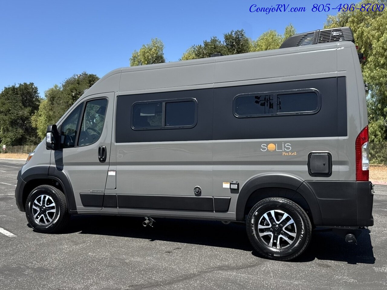 2025 Winnebago Solis Pocket 36A Murphy Bed Full Galley - Photo 2 - Thousand Oaks, CA 91360
