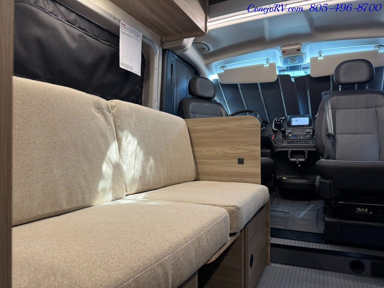 2025 Winnebago Solis Pocket 36A Murphy Bed Full Galley - Photo 26 - Thousand Oaks, CA 91360