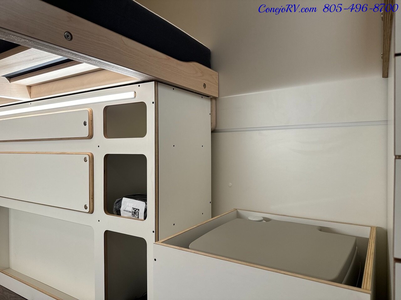 2024 Dave & Matt Vans LV5.1 Lithium Kitchenette Rear Bed Roof AC 3K Inverter   - Photo 15 - Thousand Oaks, CA 91360