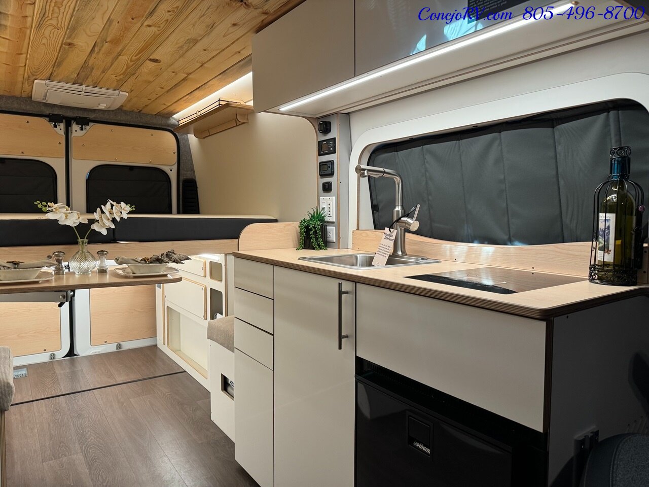 2024 Dave & Matt Vans LV5.1 Lithium Kitchenette Rear Bed Roof AC 3K Inverter   - Photo 6 - Thousand Oaks, CA 91360