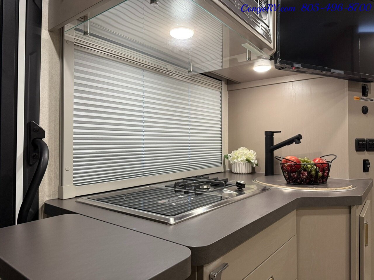 2026 Winnebago Navion 24R AWD Single Slide Theater Seats Mercedes Turbo  Diesel Full Body Paint - Photo 13 - Thousand Oaks, CA 91360