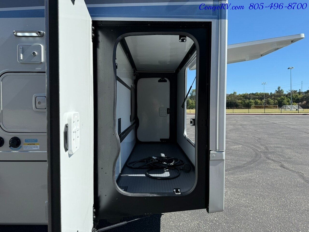 2026 Winnebago Navion 24R AWD Single Slide Theater Seats Mercedes Turbo  Diesel Full Body Paint - Photo 50 - Thousand Oaks, CA 91360