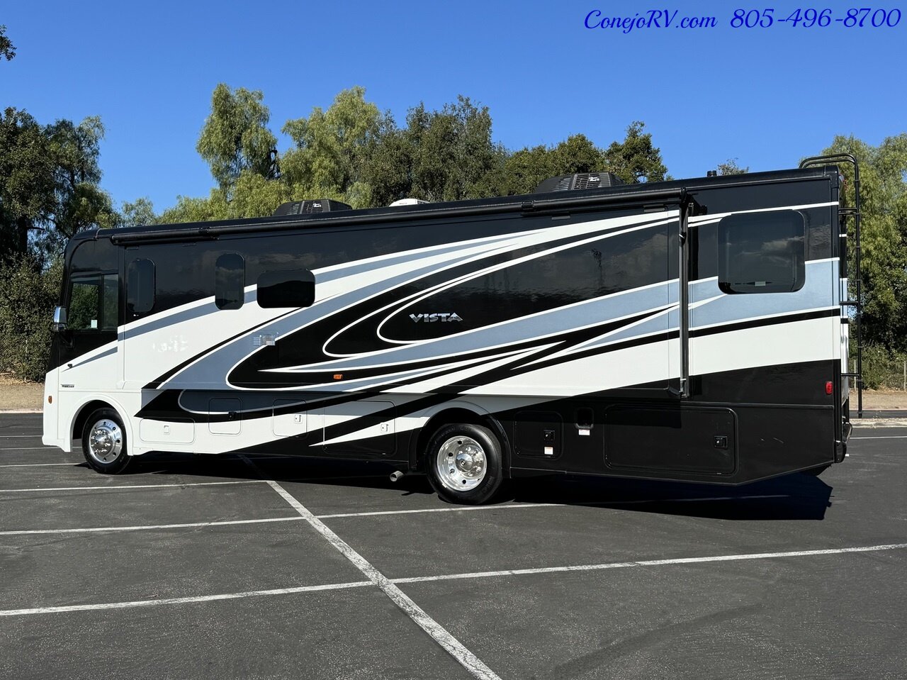 2023 Winnebago Vista 33K Double Slide Outs King Bed Power Loft Bed 1 ½ Bath   - Photo 2 - Thousand Oaks, CA 91360