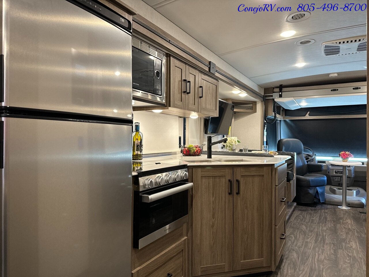 2023 Winnebago Vista 33K Double Slide Outs King Bed Power Loft Bed 1 ½ Bath   - Photo 26 - Thousand Oaks, CA 91360