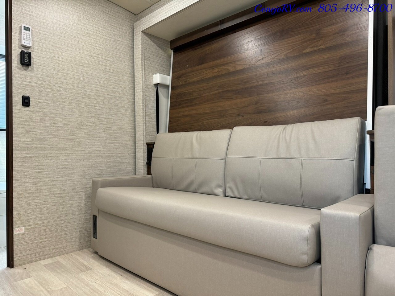 2023 WINNEBAGO NAVION 24D  Full Wall Slide-Out Mercedes Turbo Diesel  Full Body Paint 11K Miles - Photo 20 - Thousand Oaks, CA 91360