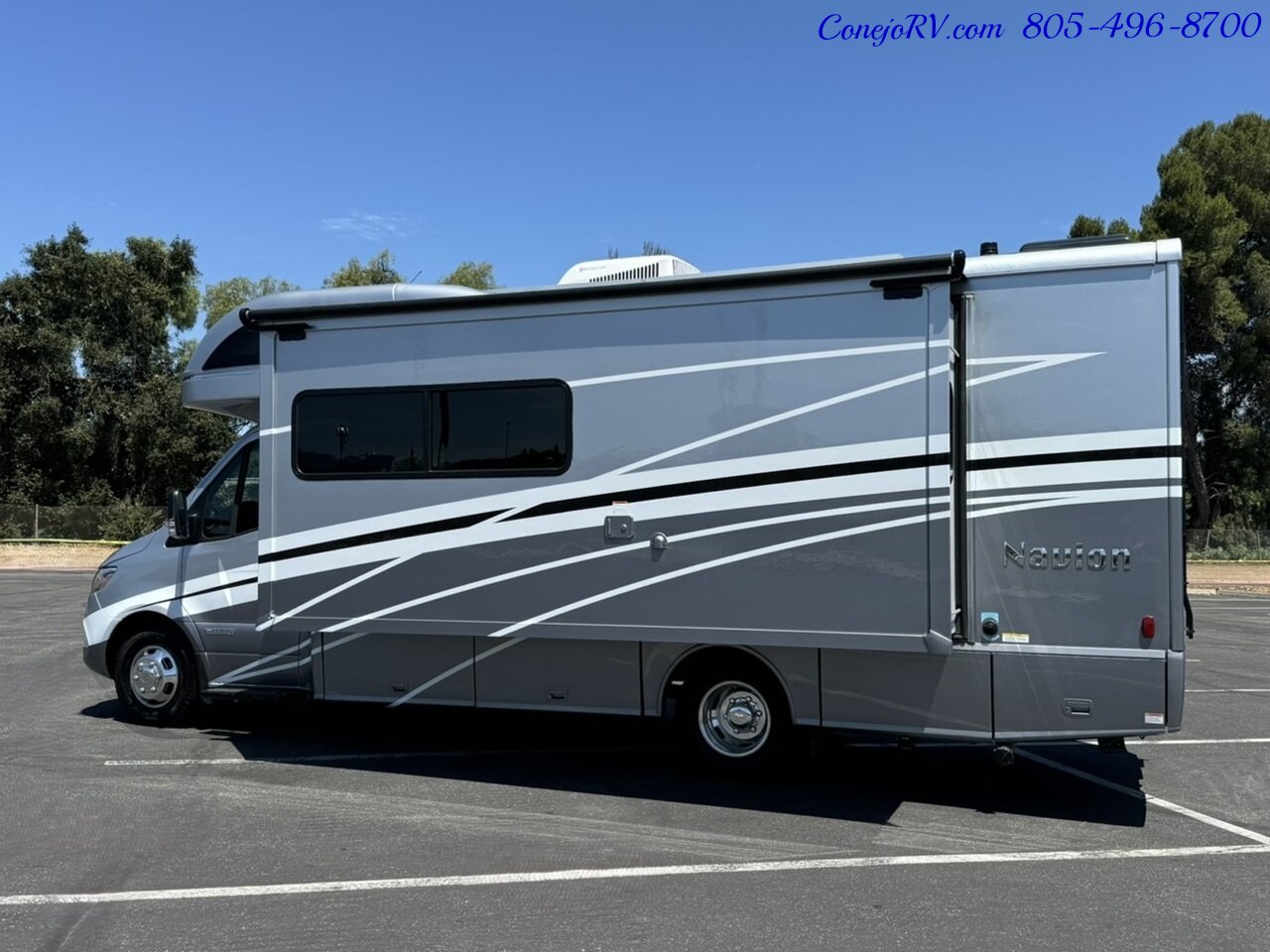 2023 WINNEBAGO NAVION 24D  Full Wall Slide-Out Mercedes Turbo Diesel  Full Body Paint 11K Miles - Photo 2 - Thousand Oaks, CA 91360