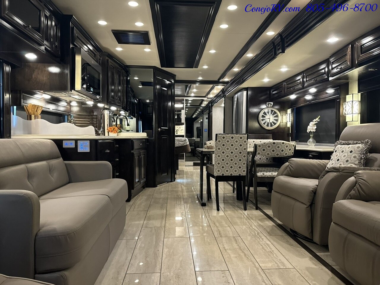 2019 Newmar Dutch Star 3736 Triple Slide Bath & ½ Freightliner XCR Chassis  with 450Hp Cummins L9 Engine 35K Miles - Photo 5 - Thousand Oaks, CA 91360