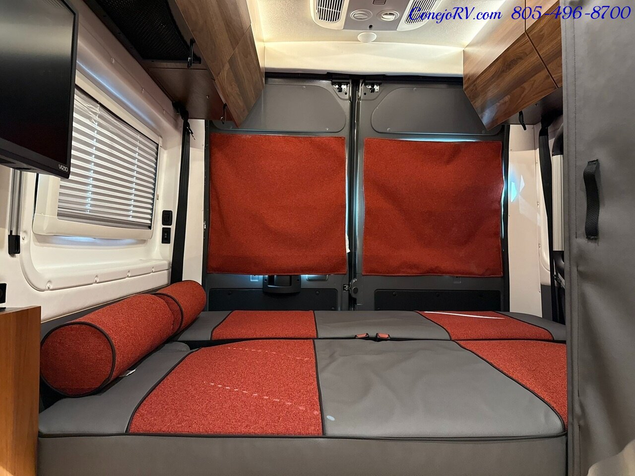2024 Winnebago Roam 59RB Accessibility Power Lift Power Lounge Full Galley   - Photo 22 - Thousand Oaks, CA 91360
