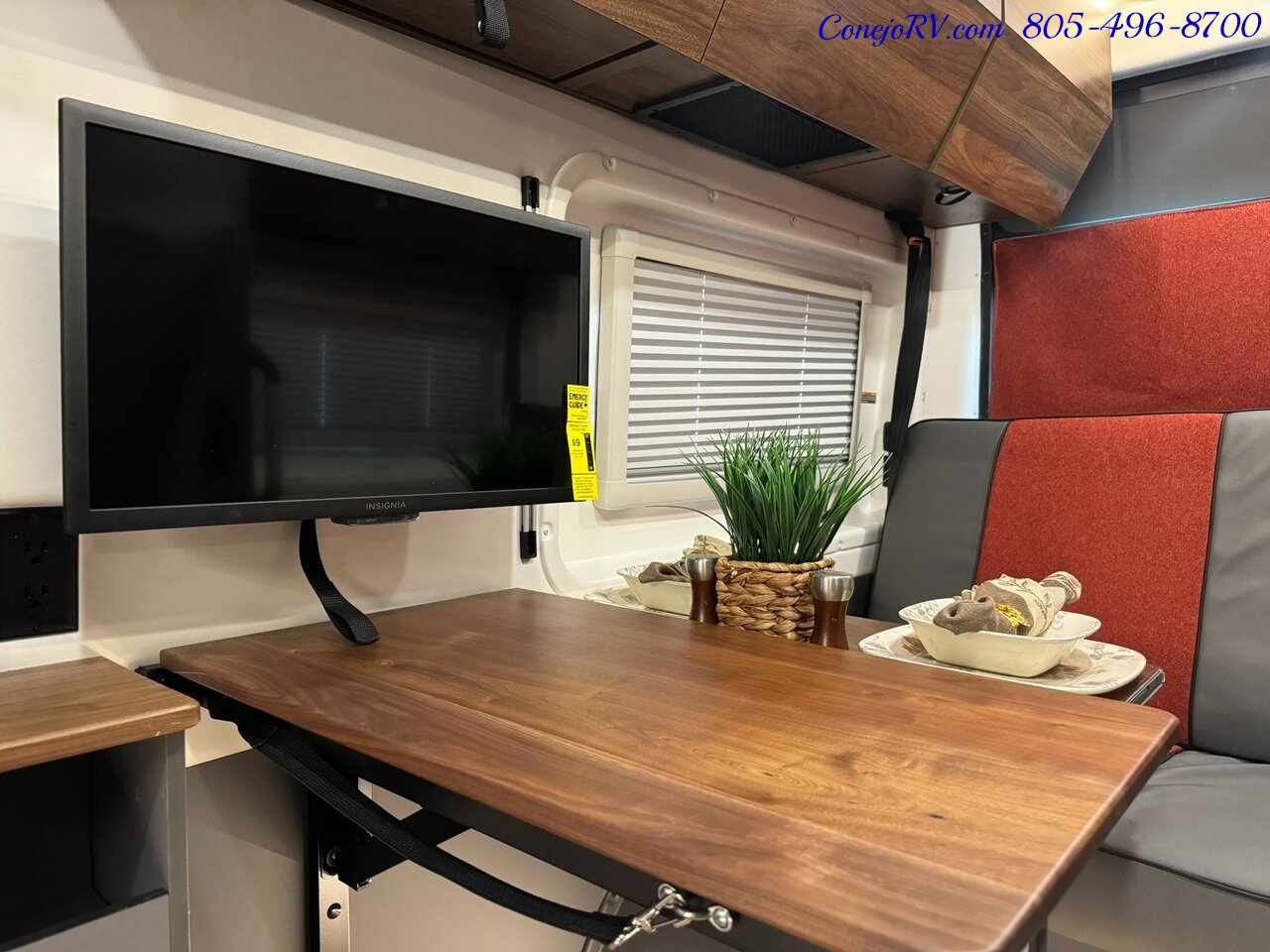 2024 Winnebago Roam 59RB Accessibility Power Lift Power Lounge Full Galley   - Photo 17 - Thousand Oaks, CA 91360