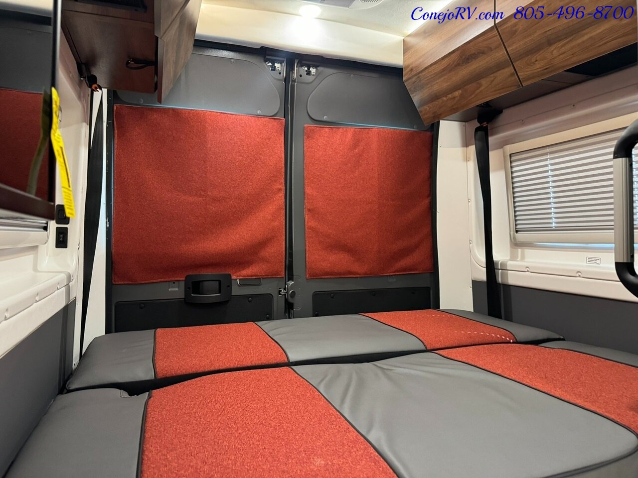 2024 Winnebago Roam 59RB Accessibility Power Lift Power Lounge Full Galley   - Photo 23 - Thousand Oaks, CA 91360