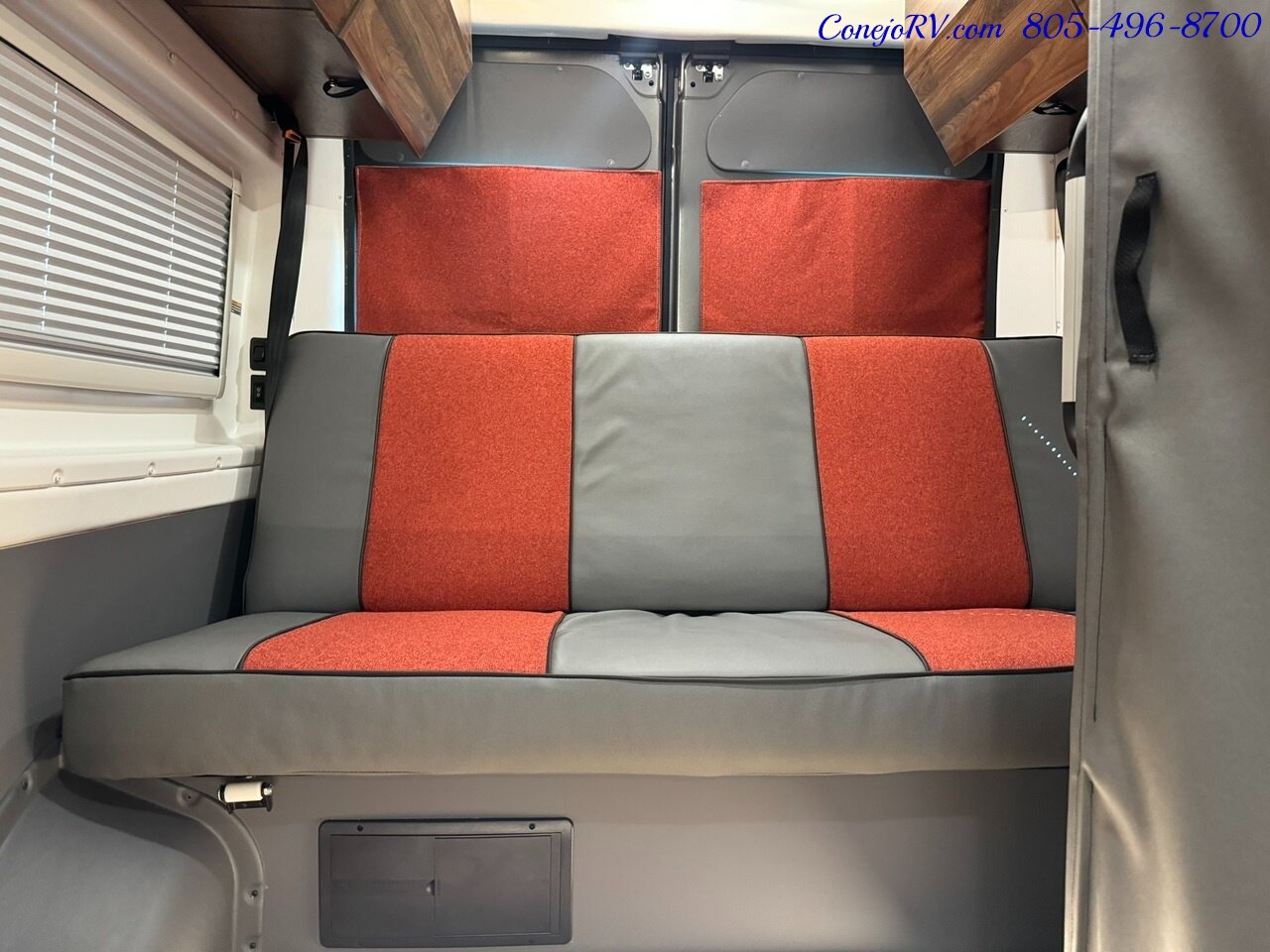 2024 Winnebago Roam 59RB Accessibility Power Lift Power Lounge Full Galley   - Photo 19 - Thousand Oaks, CA 91360