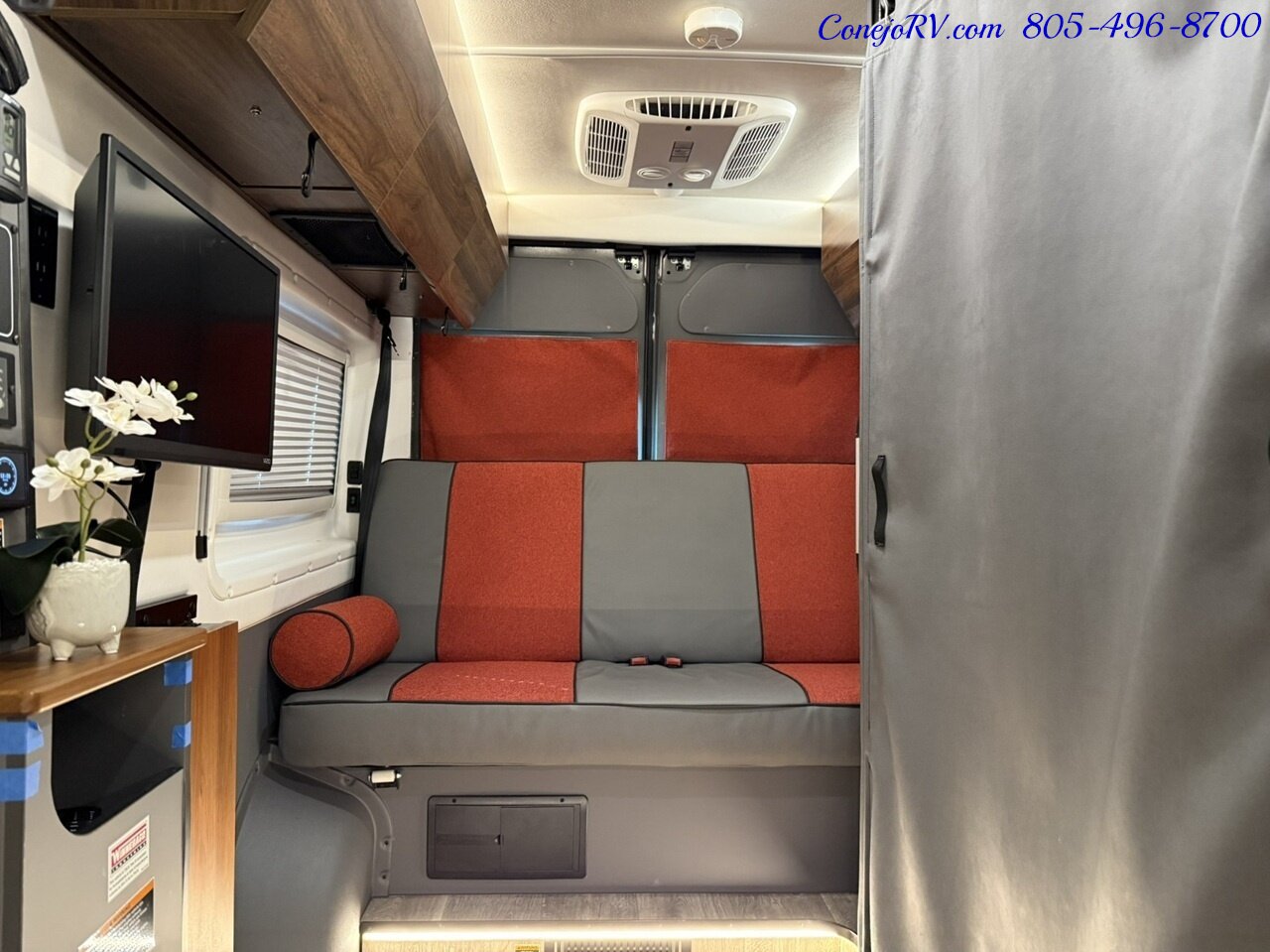 2024 Winnebago Roam 59RB Accessibility Power Lift Power Lounge Full Galley   - Photo 19 - Thousand Oaks, CA 91360