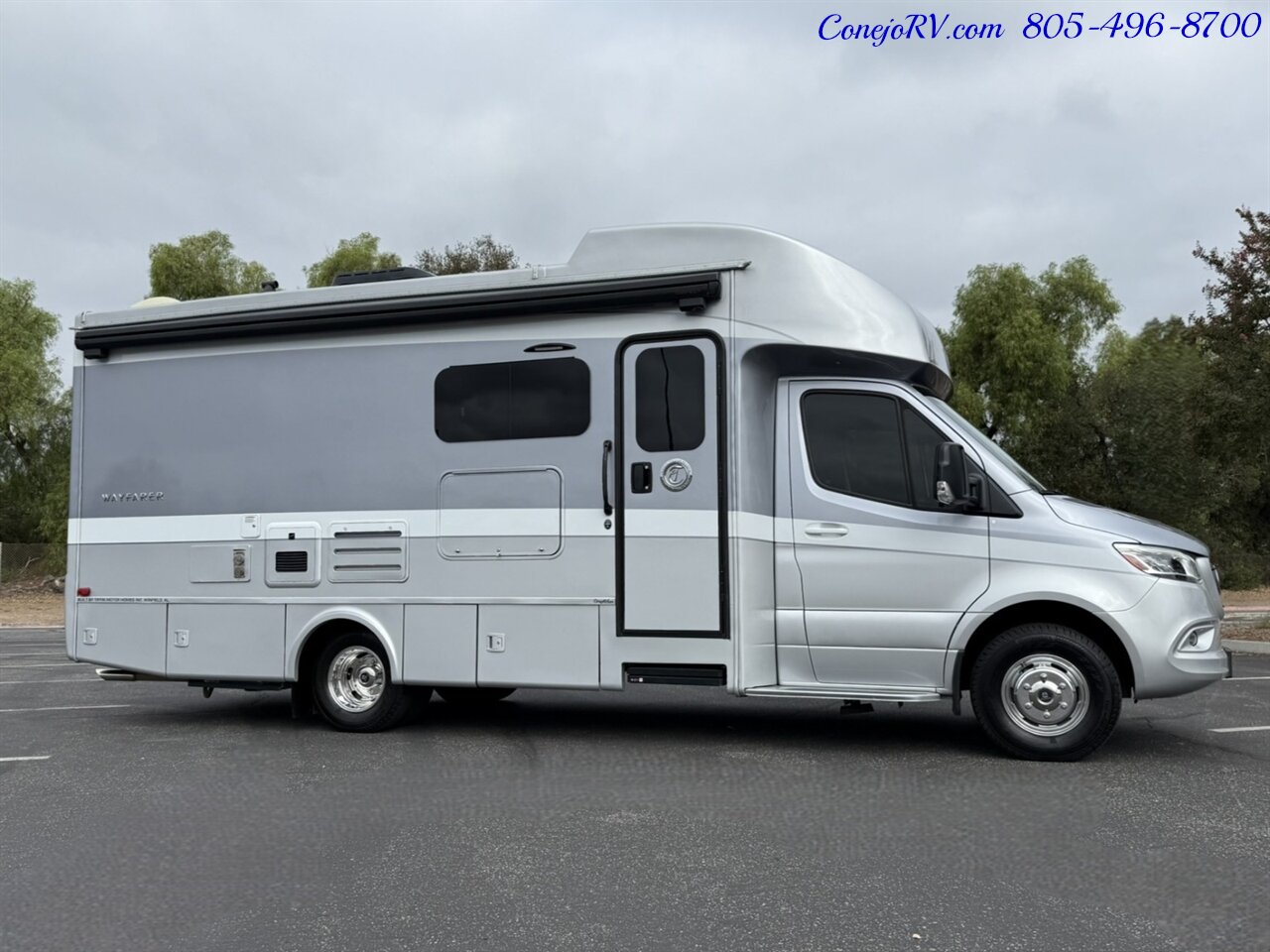 2020 Tiffin Wayfarer 25RW Murphy Bed Full Wall Slide-Out Theater Seats  Mercedes Turbo Diesel Full Body Paint - Photo 3 - Thousand Oaks, CA 91360